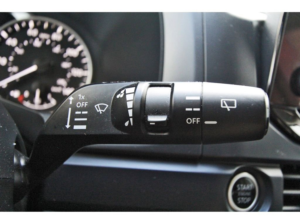 Used 2023 Nissan Pathfinder S FWD image 18