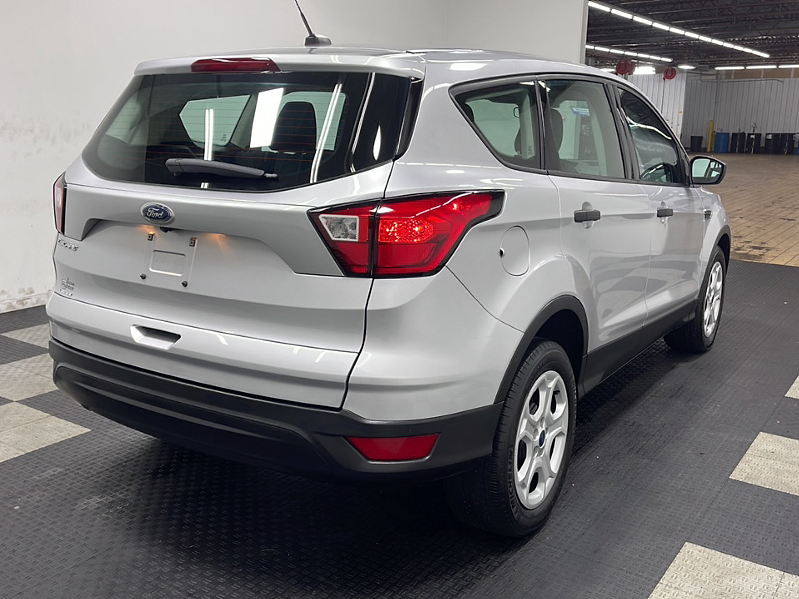 Used 2019 Ford Escape S FWD image 18