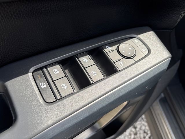 Used 2024 Nissan Pathfinder Rock Creek AWD/4WD image 17