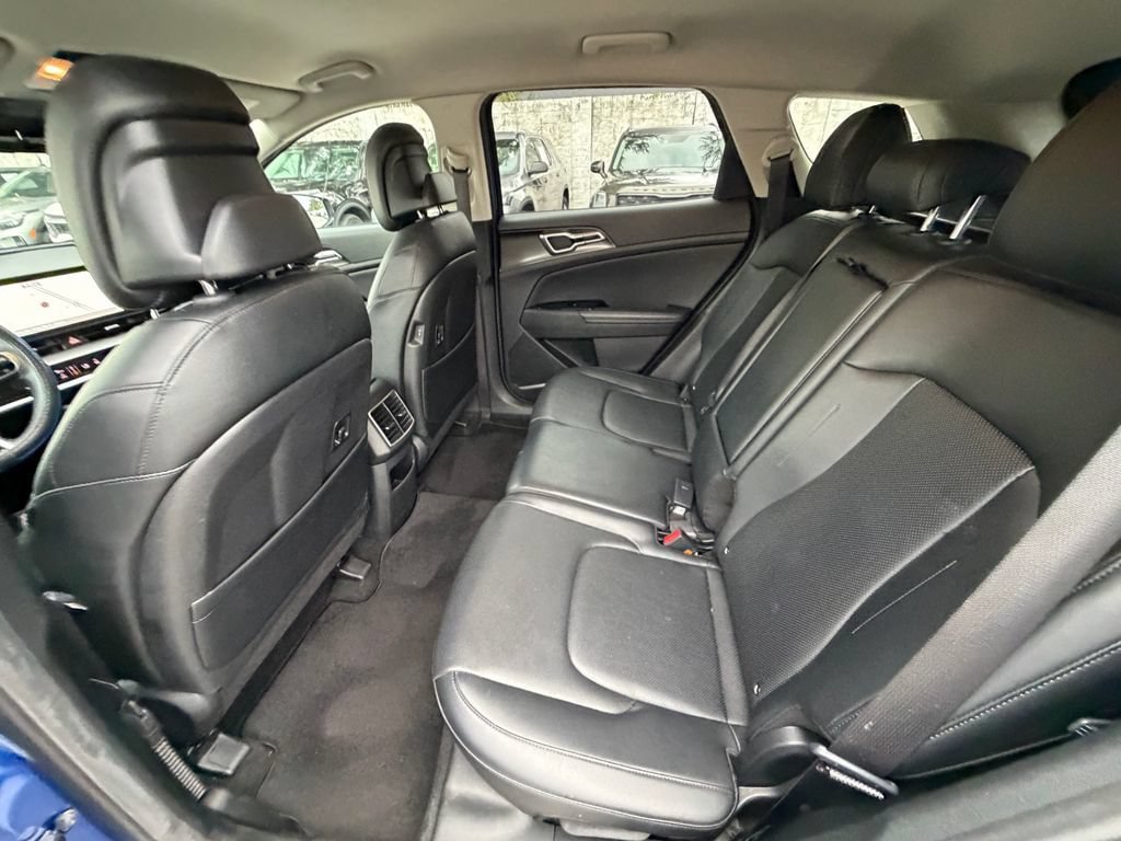 Certified 2024 Kia Sportage EX FWD image 16