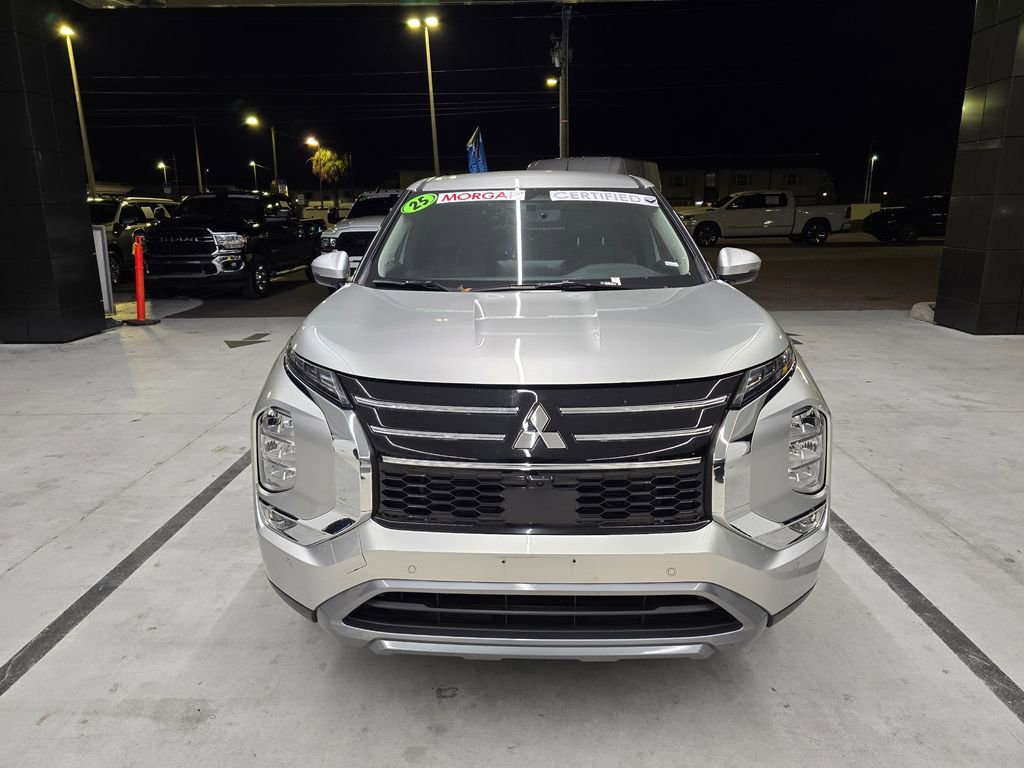 Used 2025 Mitsubishi Outlander SE FWD image 8