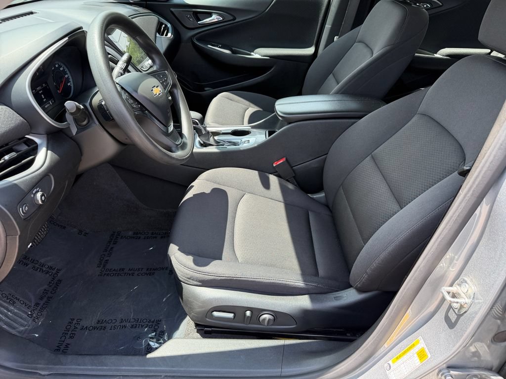 Used 2023 Chevrolet Malibu LT FWD image 24
