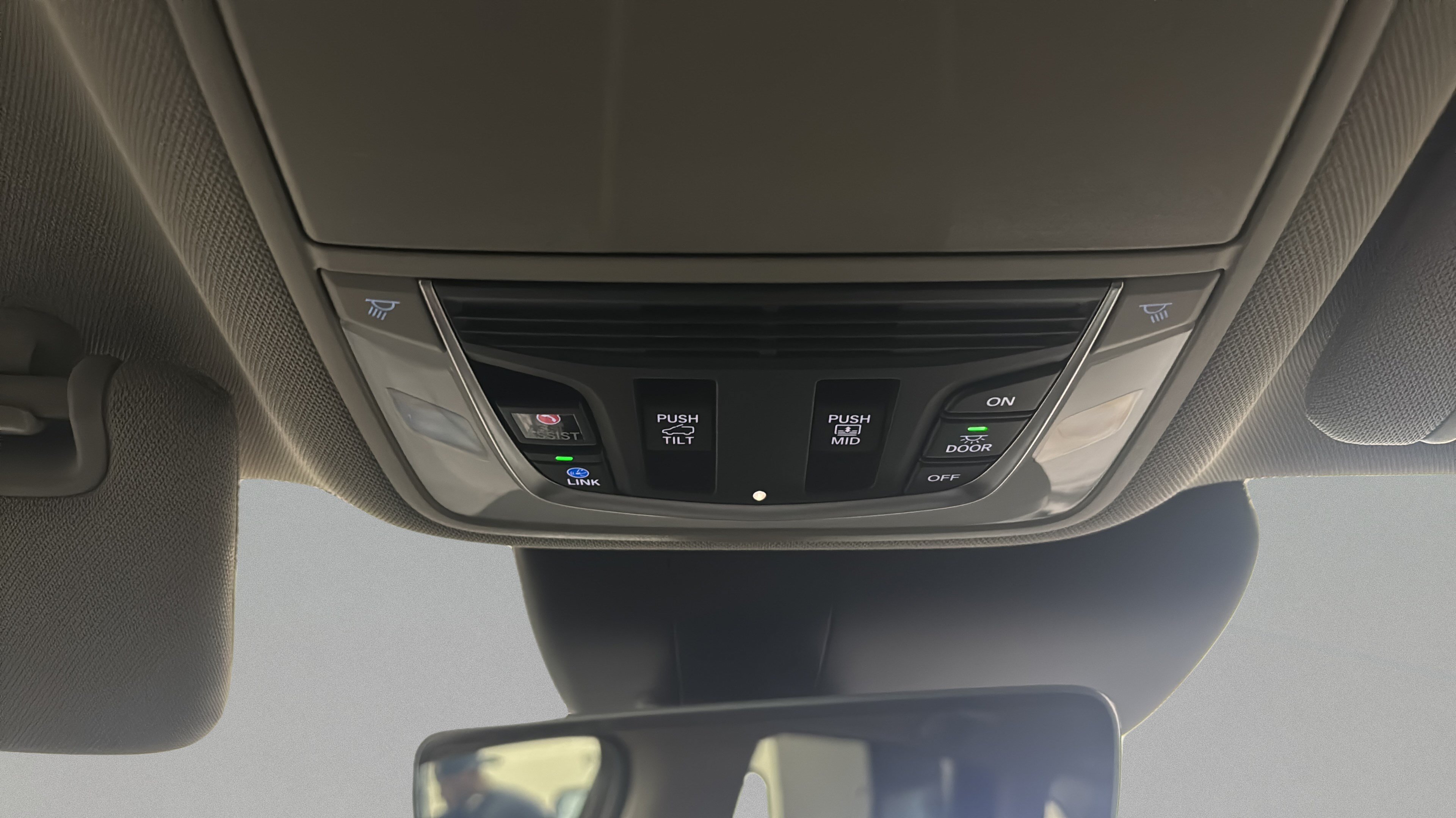 Used 2024 Acura RDX SH-AWD image 29