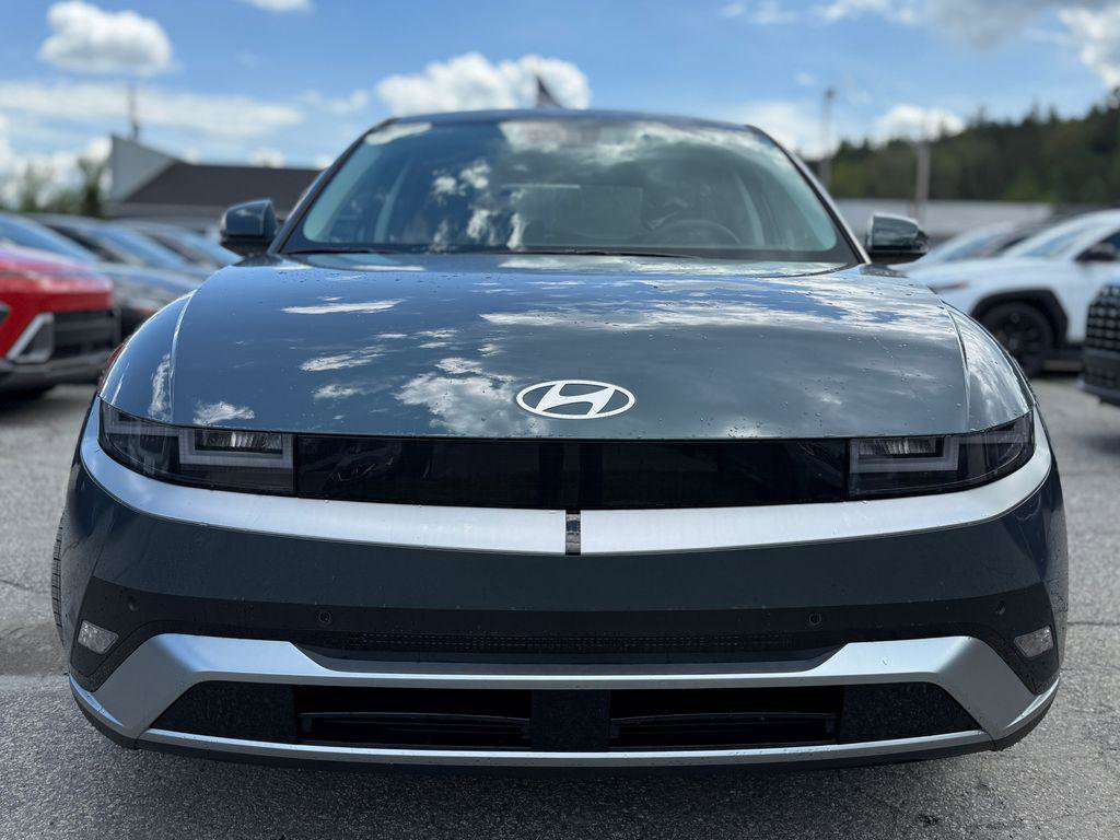 New 2026 Hyundai Ioniq 5 SE image 2