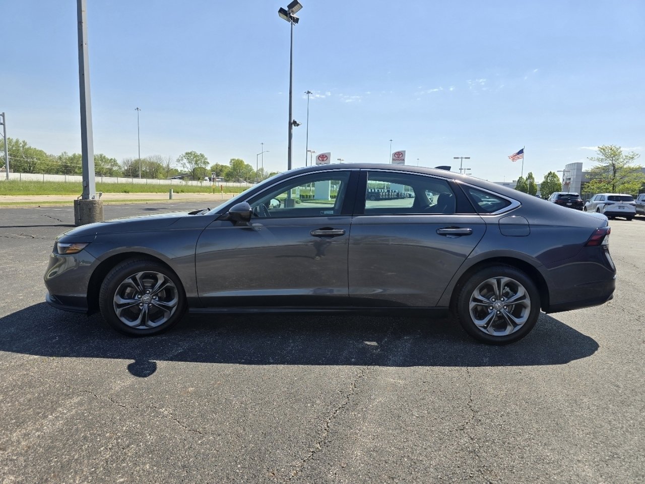 Used 2024 Honda Accord EX image 13