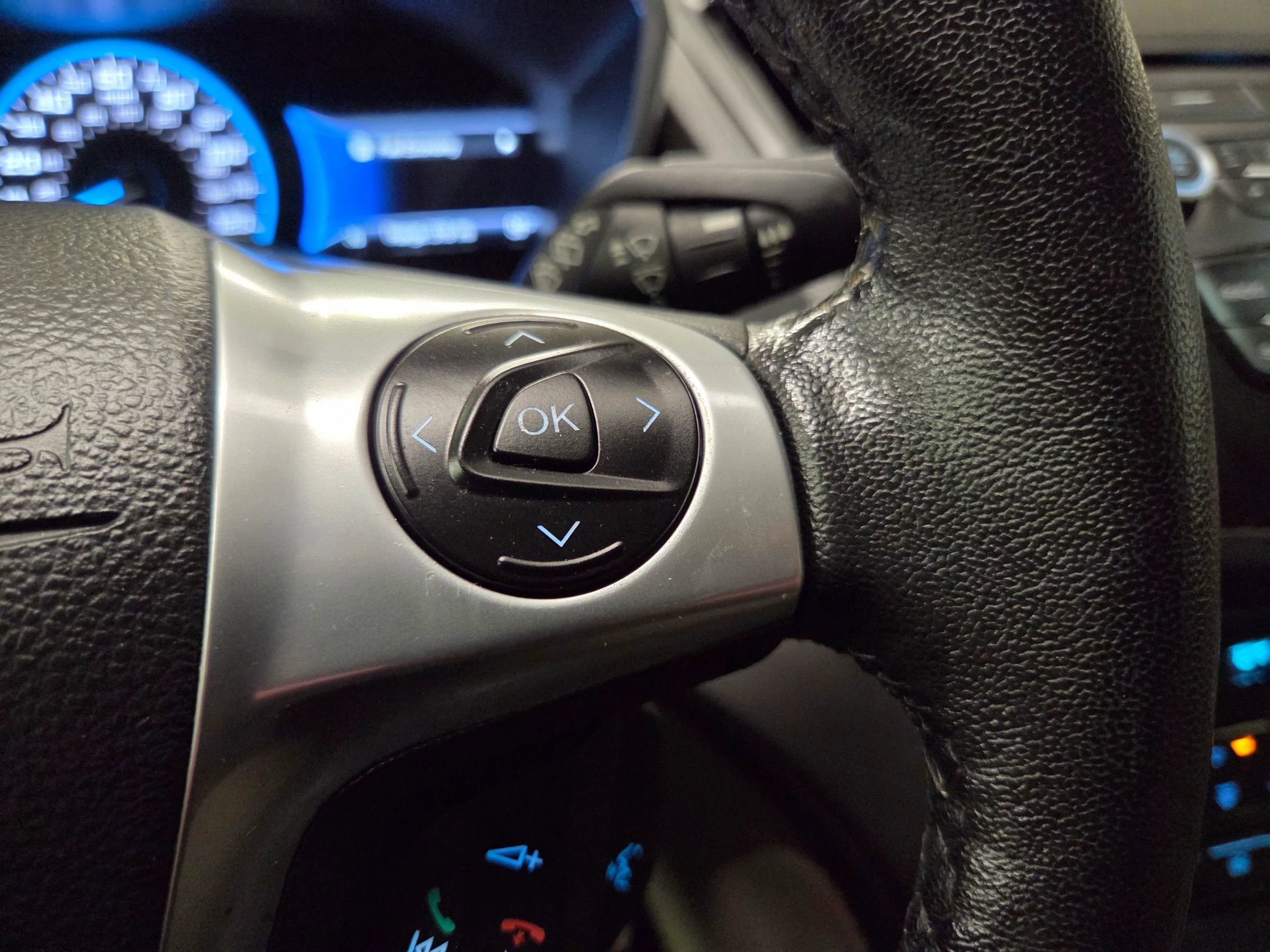 Used 2017 Ford C-MAX SE FWD image 19