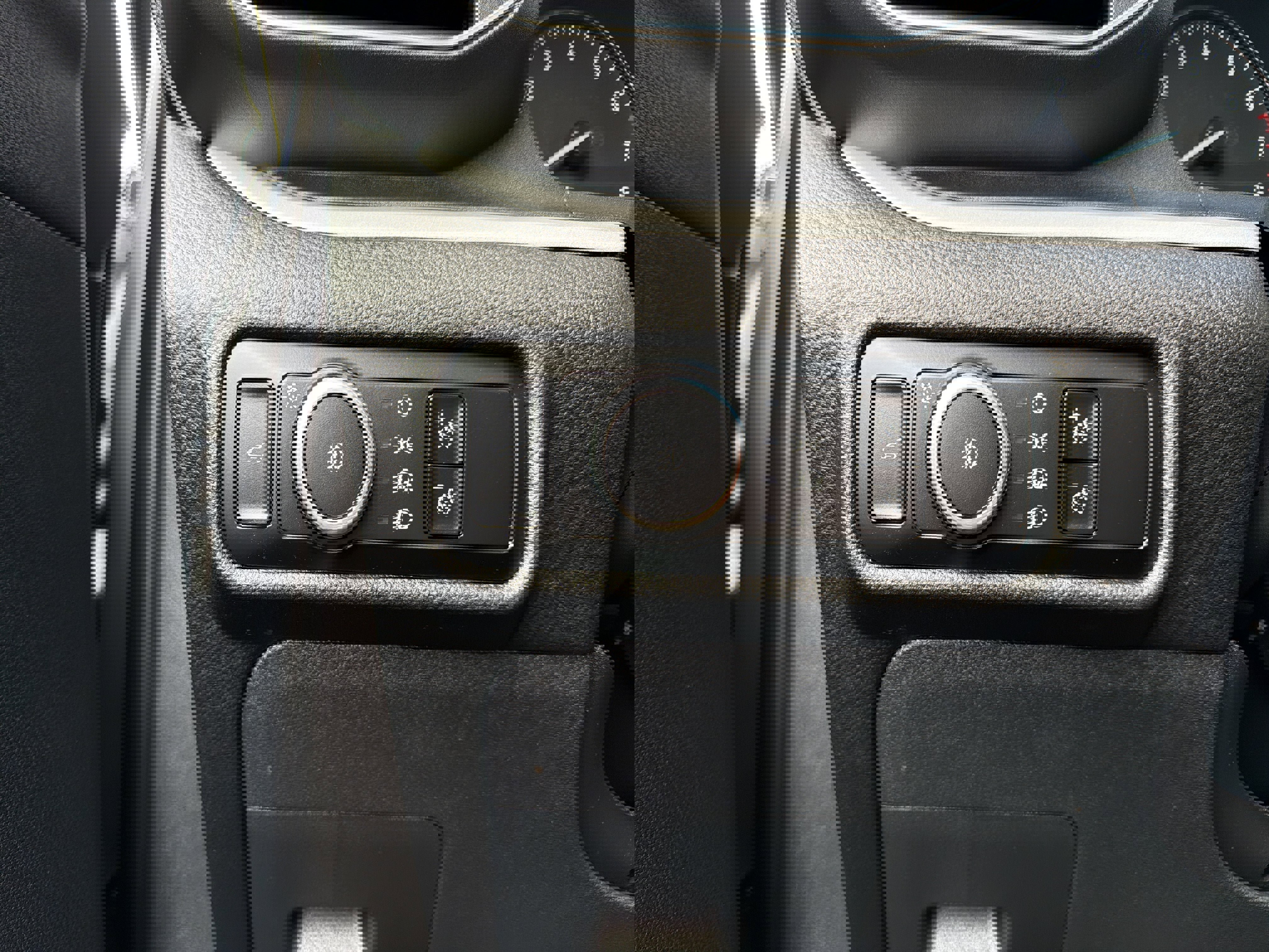 Used 2024 Ford Explorer XLT w/ Equipment Group 202A image 15