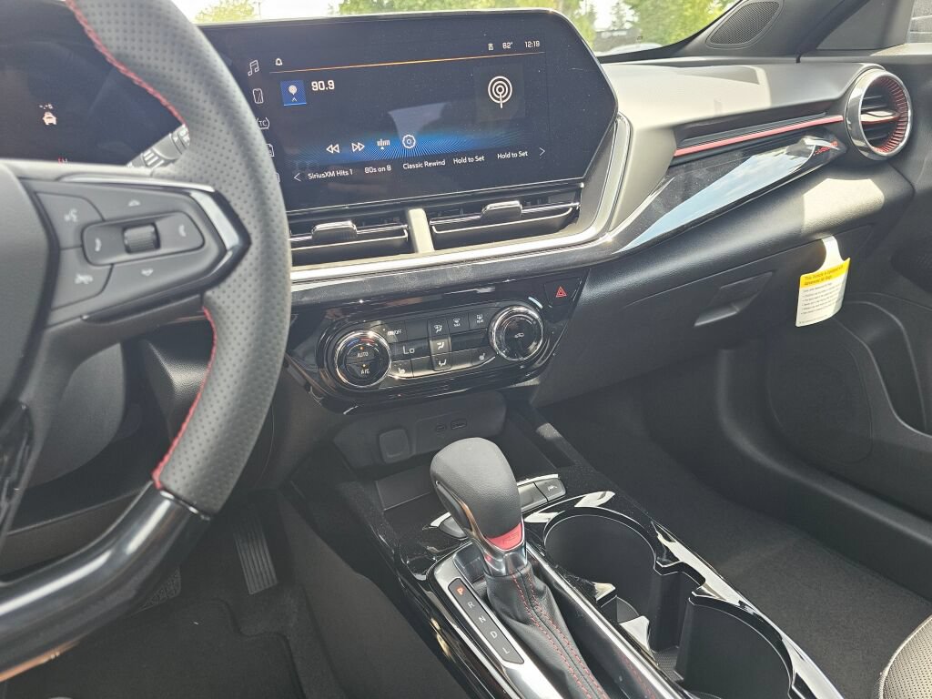 New 2026 Chevrolet Trax RS w/ Driver Confidence Package FWD image 15