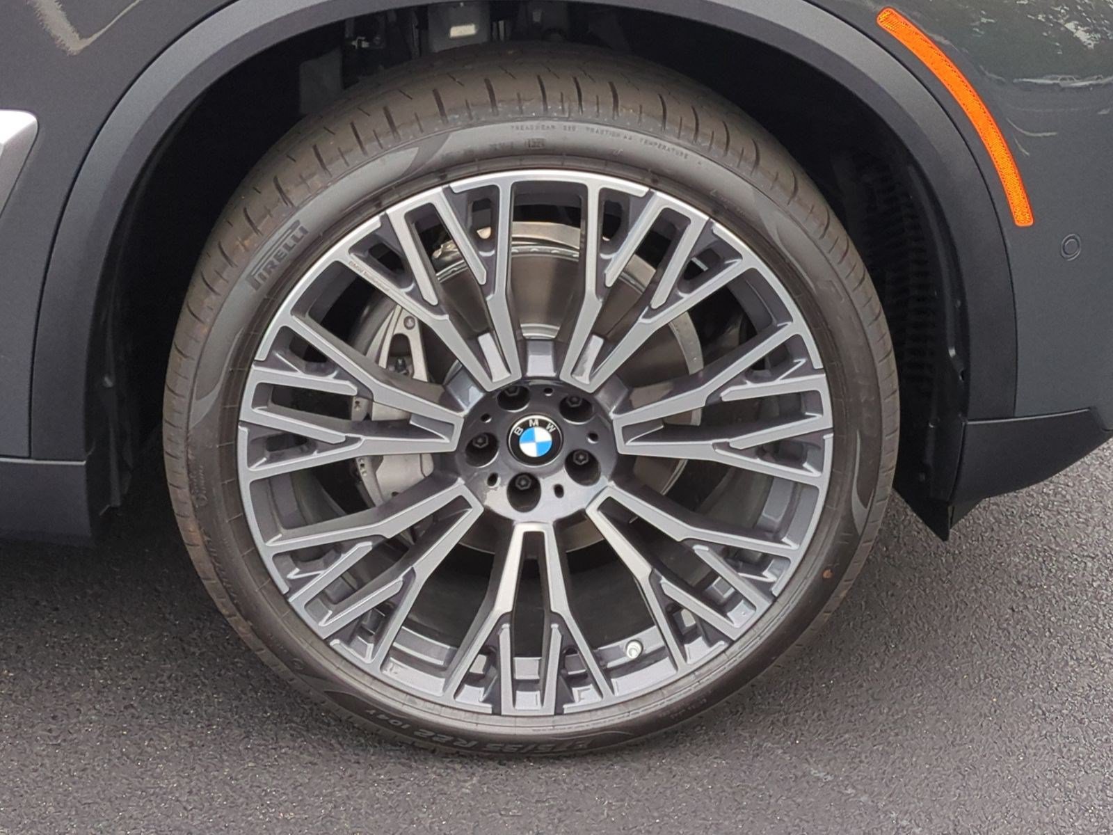 New 2026 BMW X5 xDrive40i AWD/4WD image 13