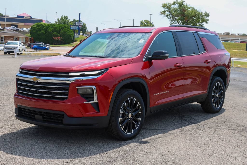 New 2026 Chevrolet Traverse LT w/ Sun and Wheel Package FWD image 6