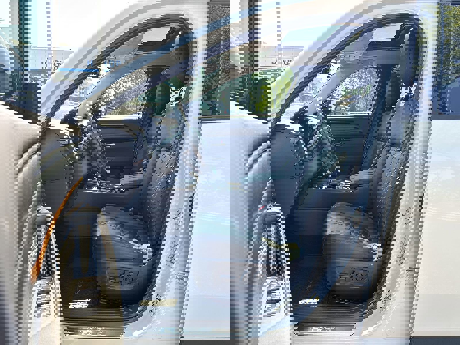 Used 2023 MAZDA CX-50 AWD 2.5 Turbo w/ Accent Package image 16