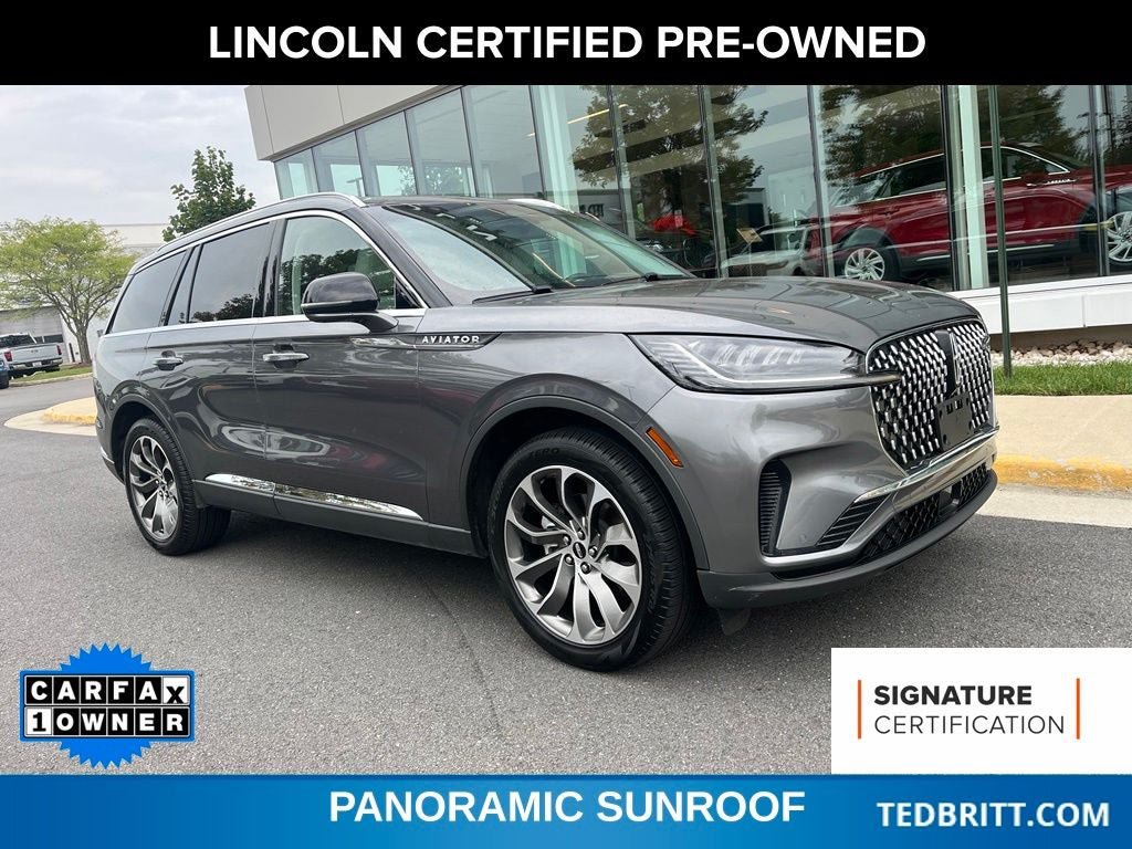 Certified 2025 Lincoln Aviator AWD image 1