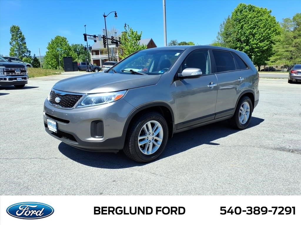 Used 2014 Kia Sorento LX AWD/4WD image 9
