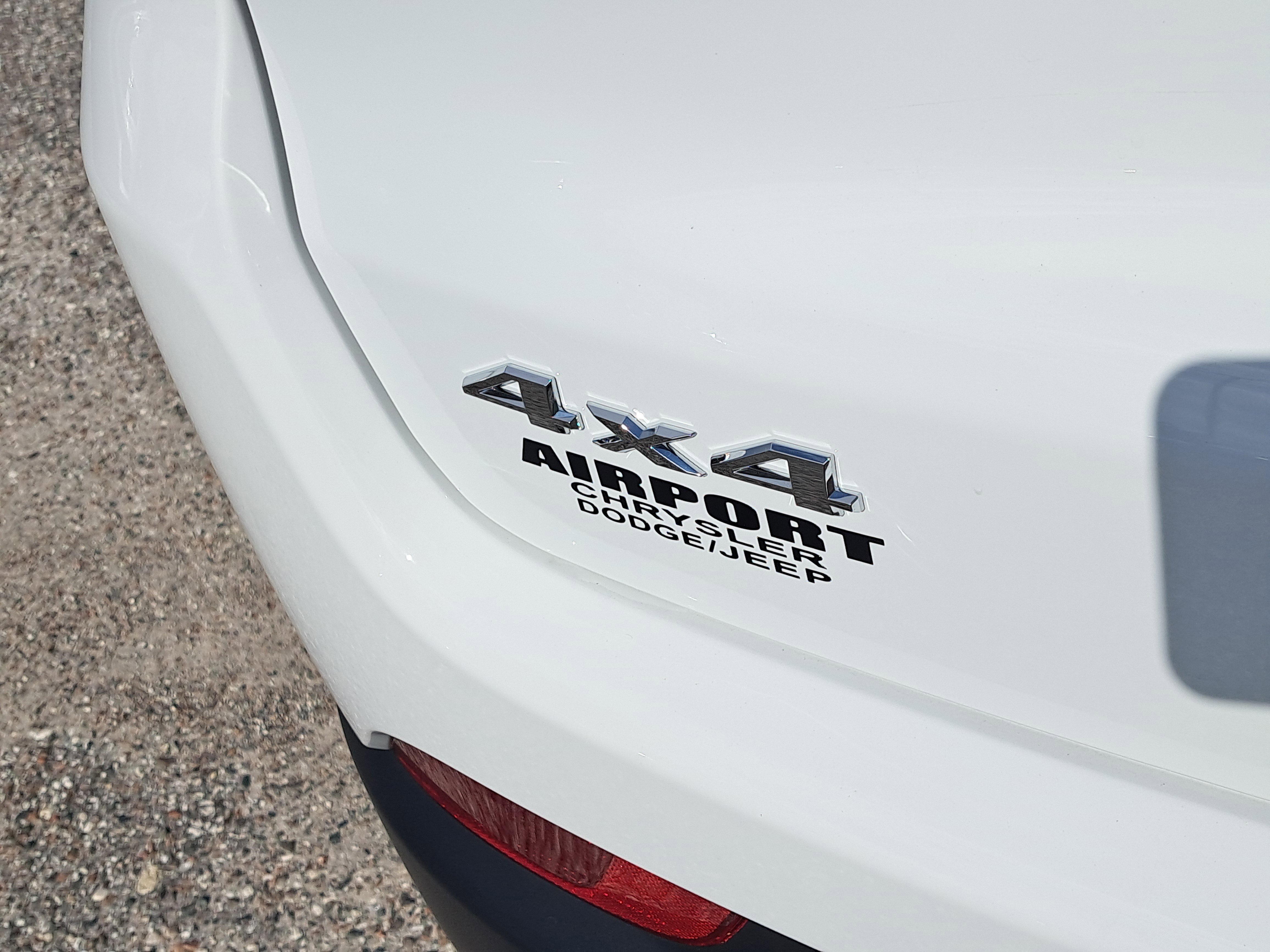 New 2026 Jeep Compass Latitude image 6