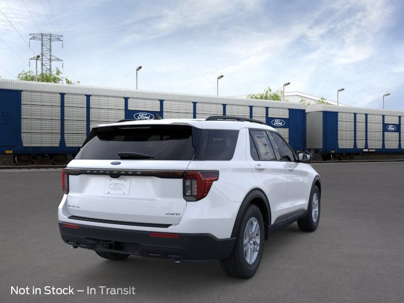 New 2026 Ford Explorer Active AWD/4WD image 8