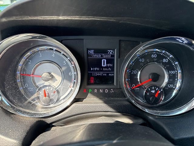 Used 2012 Chrysler Town & Country Touring-L w/ Entertainment Group #2 image 10