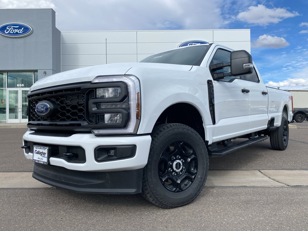New 2026 Ford F350 4x4 Crew Cab Super Duty image 12