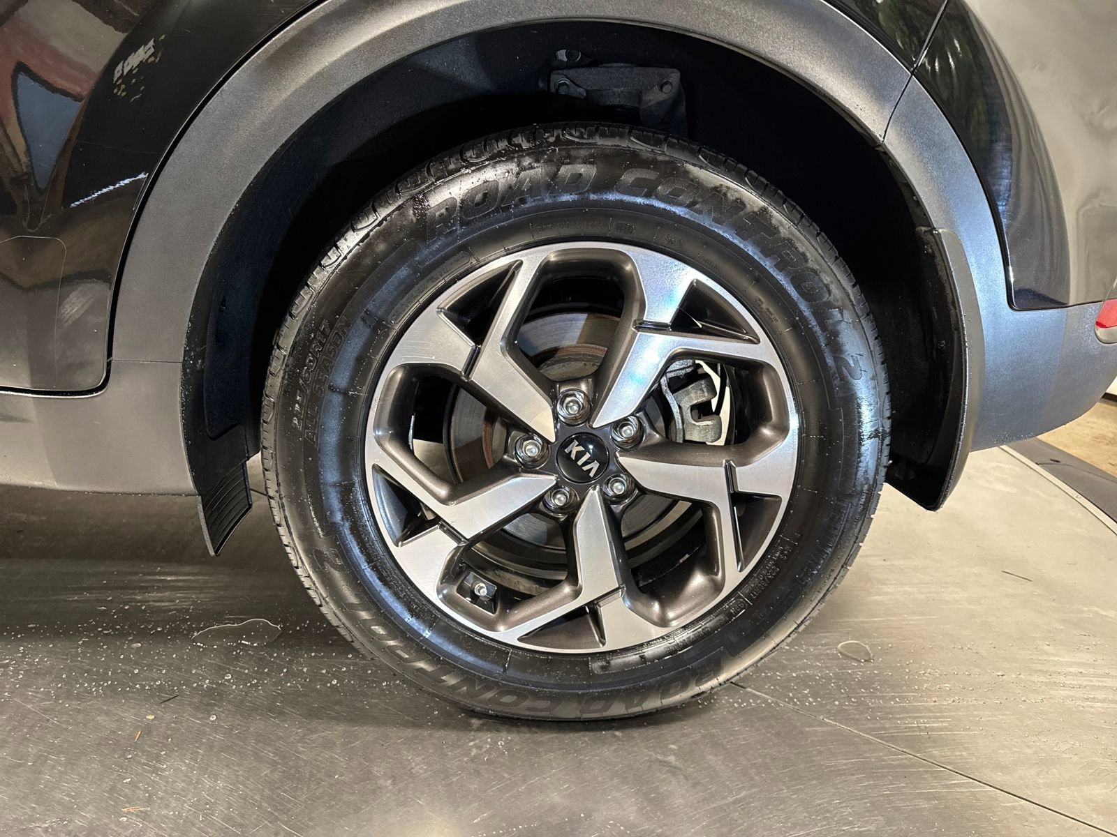 Used 2022 Kia Sportage LX image 12