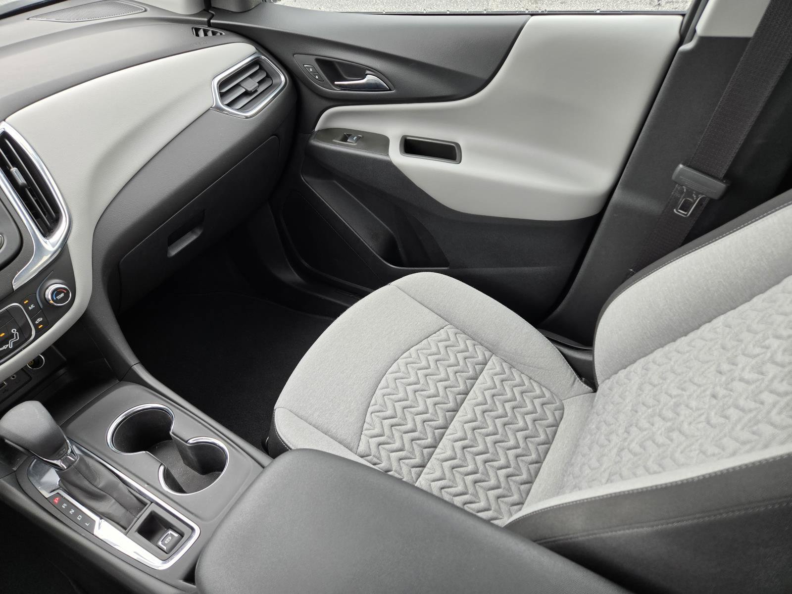 Used 2023 Chevrolet Equinox LS w/ LS Convenience Package FWD image 20
