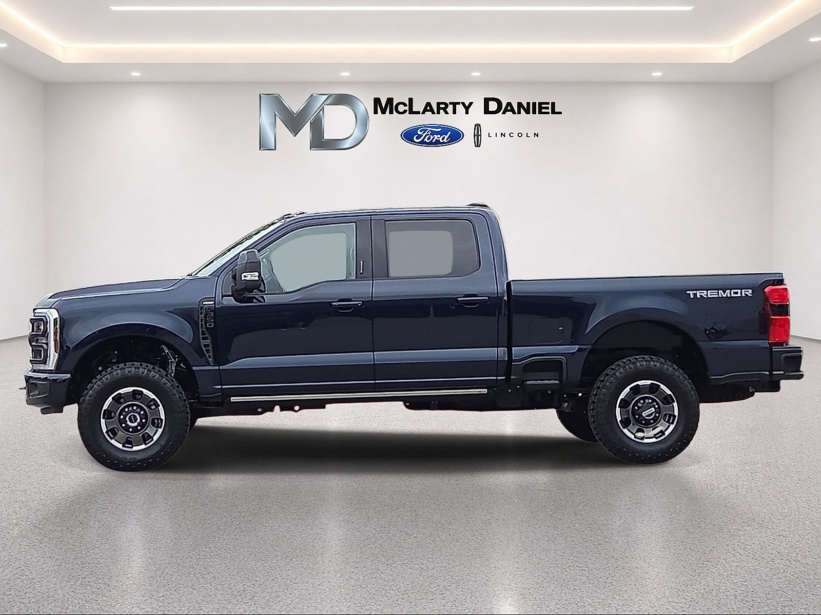 Certified 2024 Ford F350 Lariat w/ Tremor Off-Road Package AWD/4WD image 3