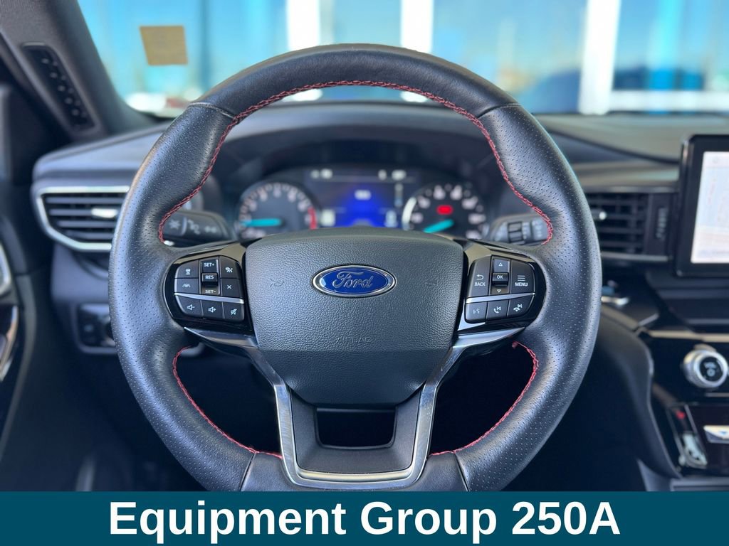 Used 2023 Ford Explorer ST-Line w/ Class IV Trailer Tow Package AWD/4WD image 6