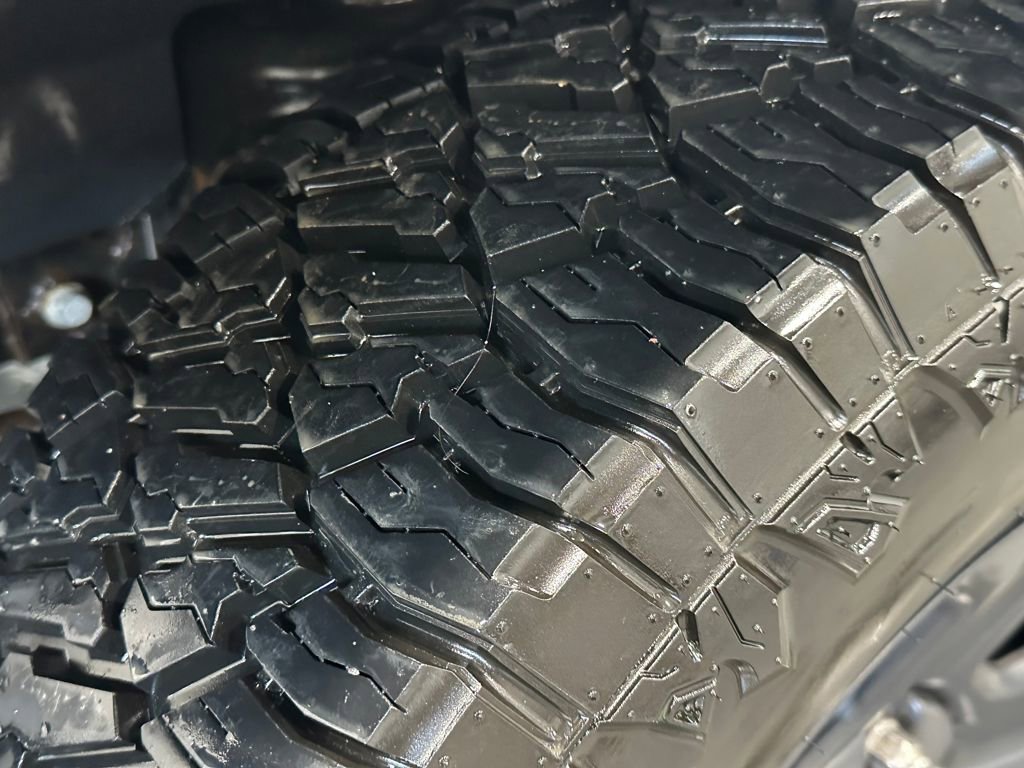 Used 2017 Jeep Wrangler Unlimited Sport w/ Connectivity Group image 11