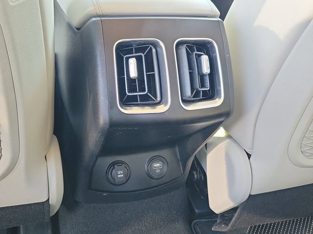 Used 2023 Kia Sorento EX FWD image 24