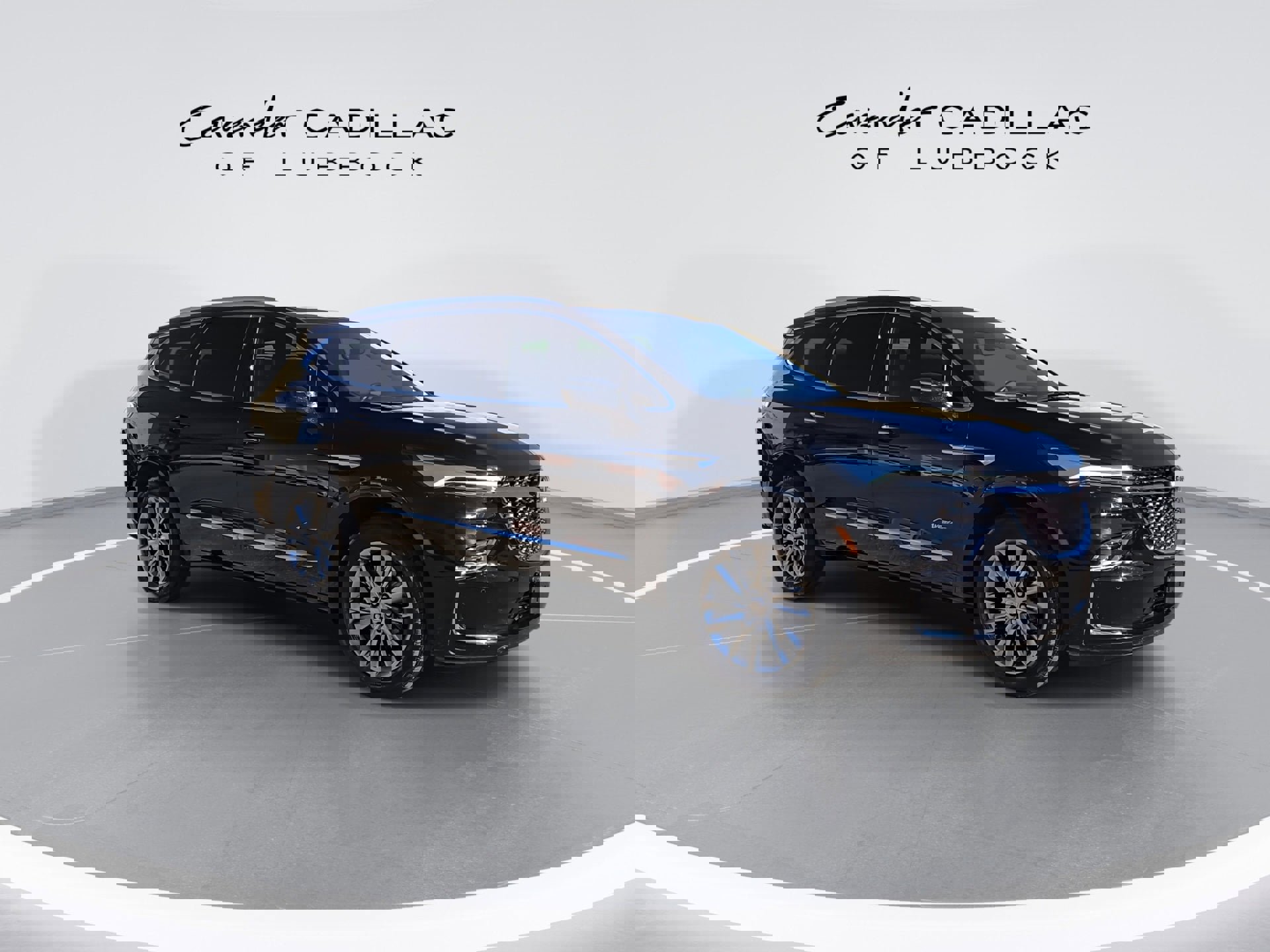 Used 2022 Buick Enclave Avenir w/ Avenir Technology Package image 2