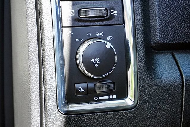 Used 2017 RAM 2500 Laramie AWD/4WD image 37