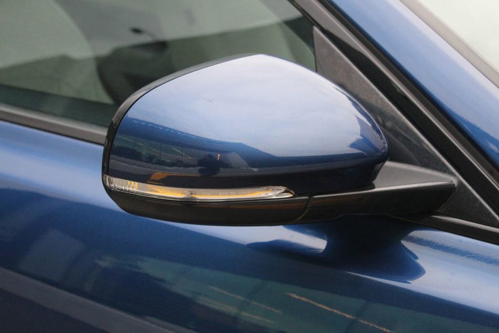 Used 2022 Jaguar XF R-Dynamic SE AWD/4WD image 14