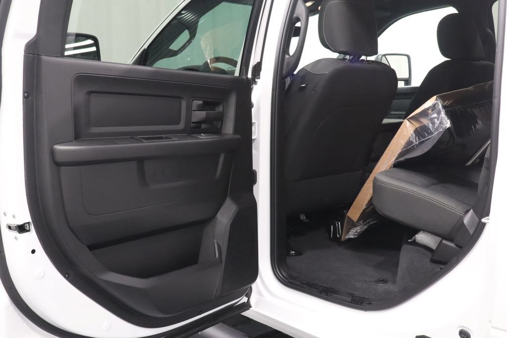 New 2026 RAM 3500 Tradesman AWD/4WD image 16