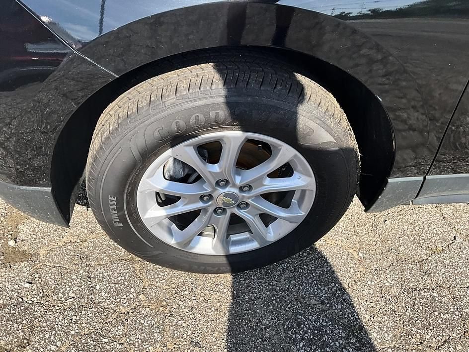 Used 2018 Chevrolet Equinox LT AWD/4WD image 11