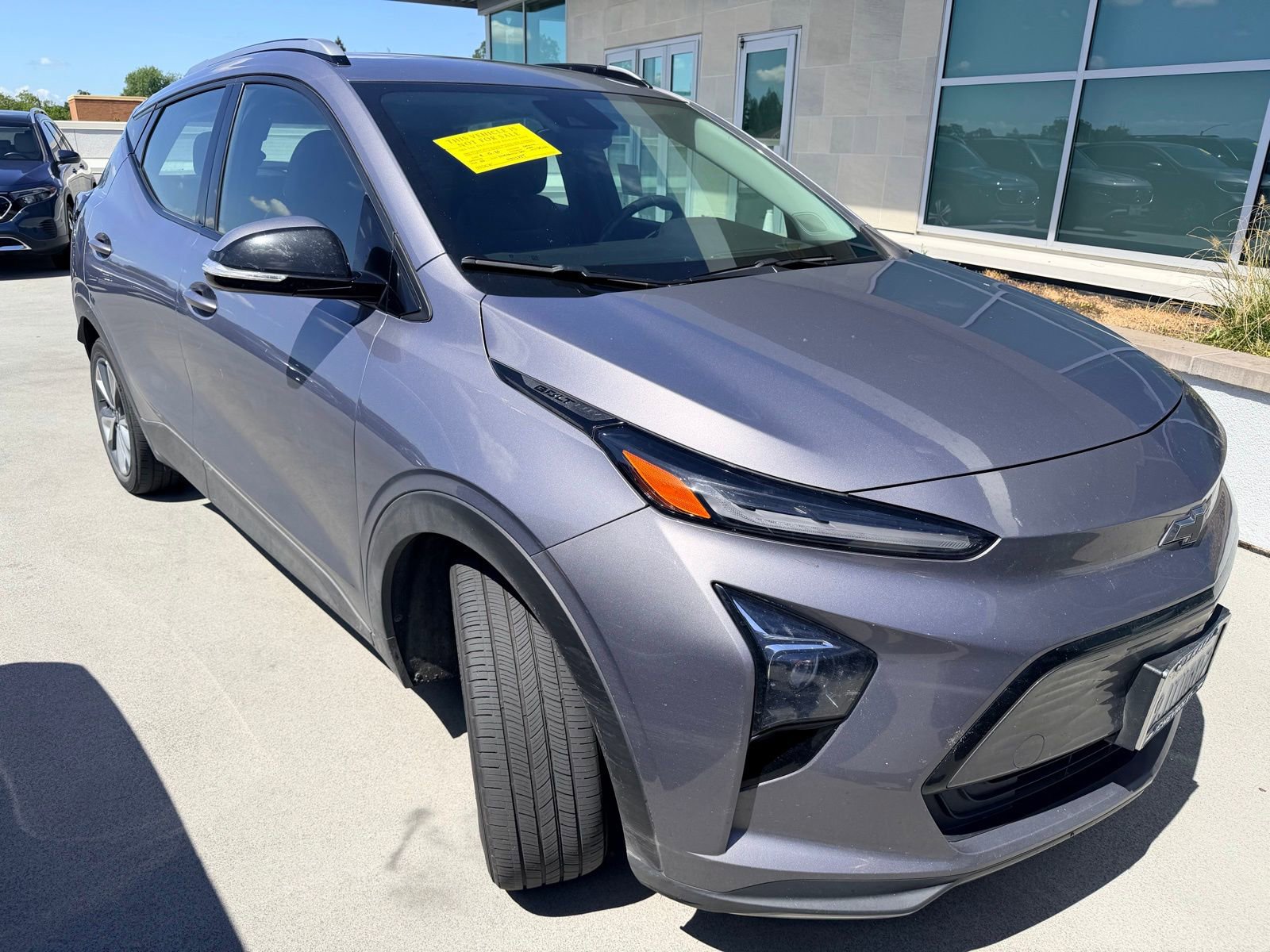 Used 2023 Chevrolet Bolt EUV LT w/ Convenience Package image 2