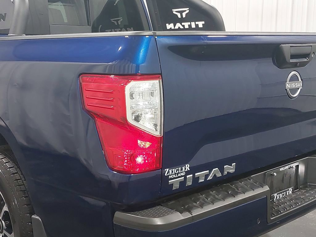 Certified 2024 Nissan Titan SV w/ SV Convenience Package image 33