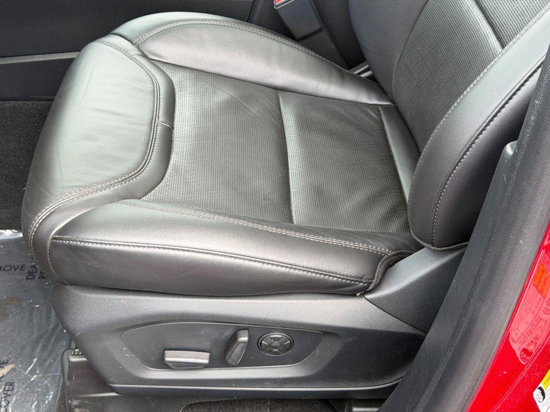 Used 2021 Ford Explorer Platinum w/ Equipment Group 601A AWD/4WD image 26