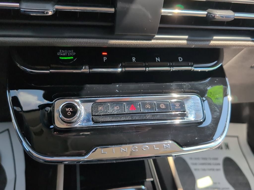 Used 2023 Lincoln Corsair FWD w/ Equipment Group 101A image 18