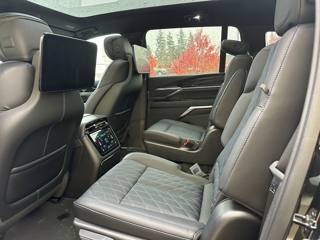 New 2026 Cadillac Escalade IQ Sport 1 image 13