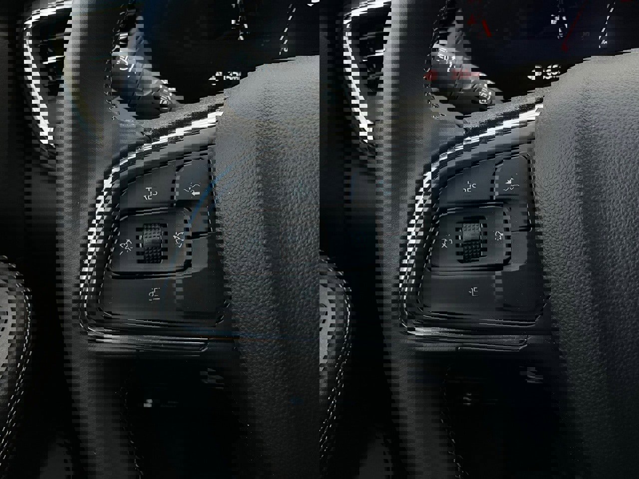 Used 2025 Buick Encore GX Preferred image 32