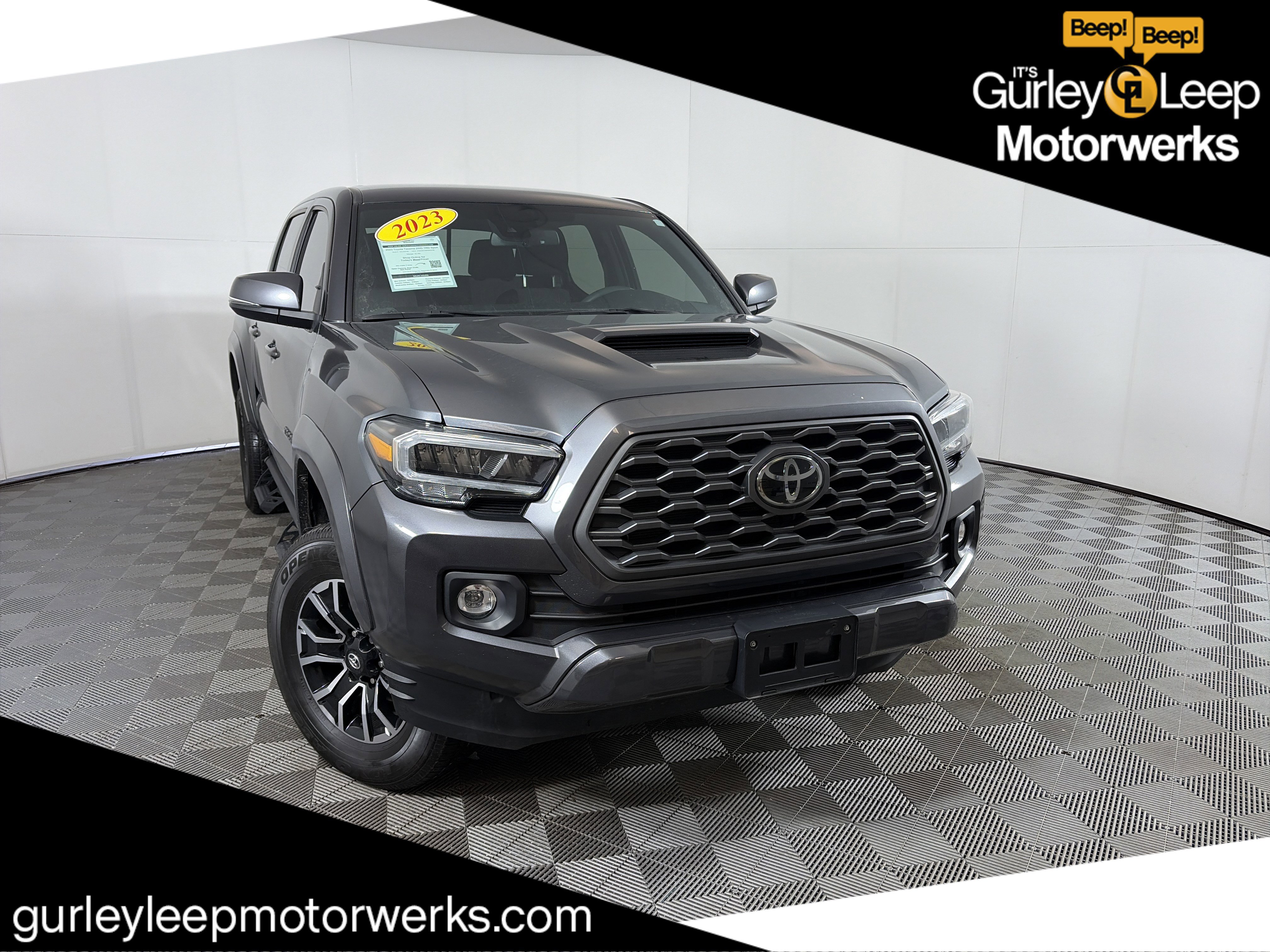 Used 2023 Toyota Tacoma TRD Sport w/ Technology Package image 1