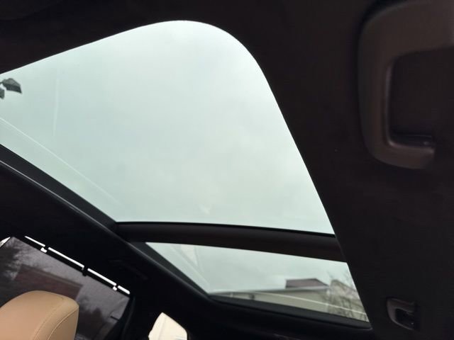 Certified 2023 Hyundai Santa Fe Calligraphy image 5