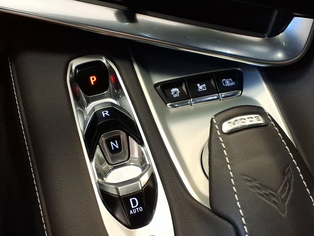 Used 2021 Chevrolet Corvette Stingray Preferred Cpe w/ Z51 Performance Package RWD image 18