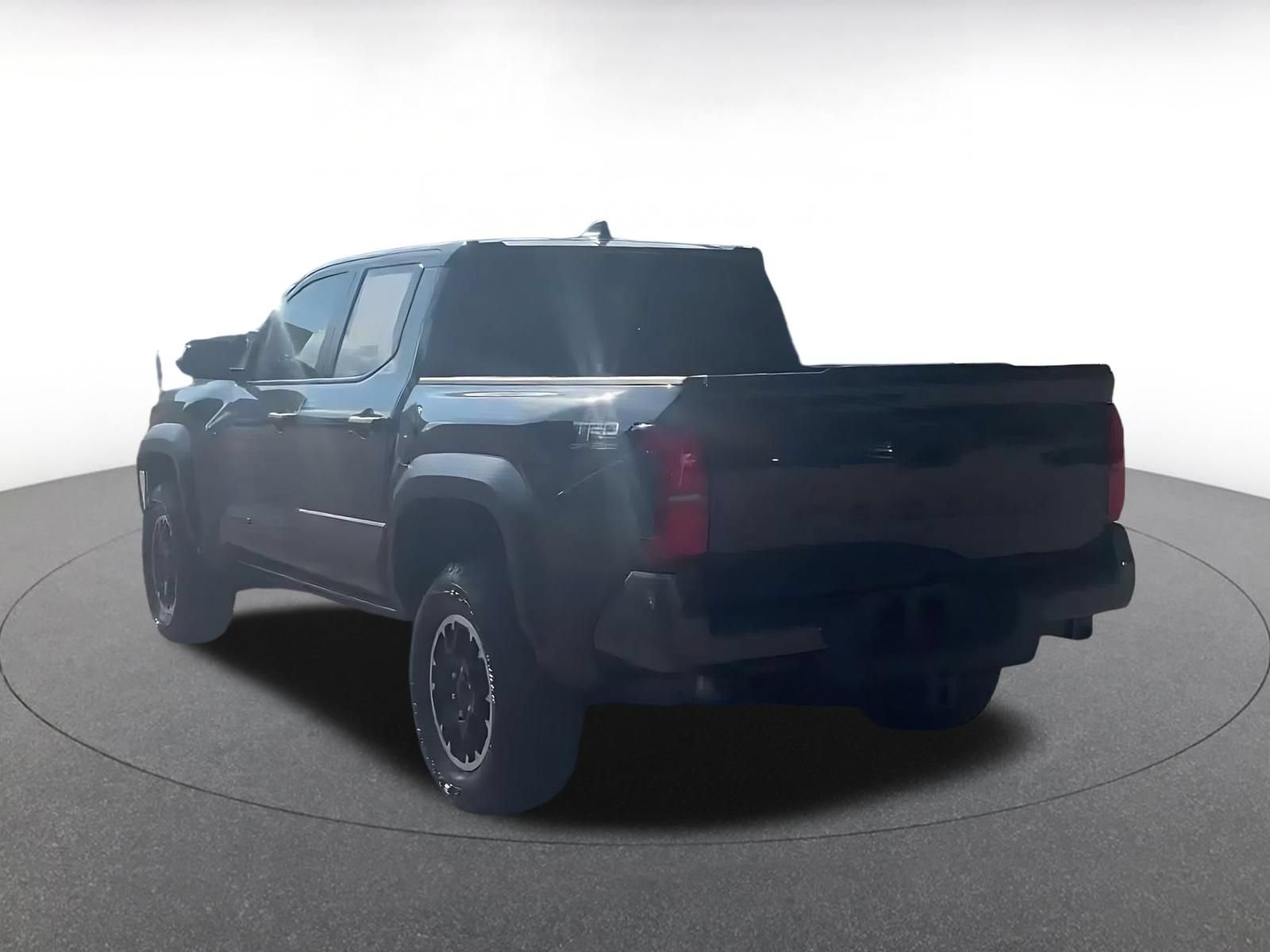 Used 2025 Toyota Tacoma TRD Off-Road AWD/4WD image 10
