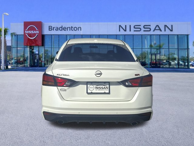 Certified 2024 Nissan Altima 2.5 SR w/ SR Premium Package FWD image 6