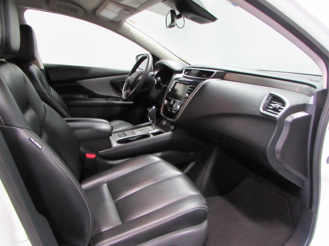 Used 2023 Nissan Murano SV w/ SV Midnight Edition Package AWD/4WD image 17