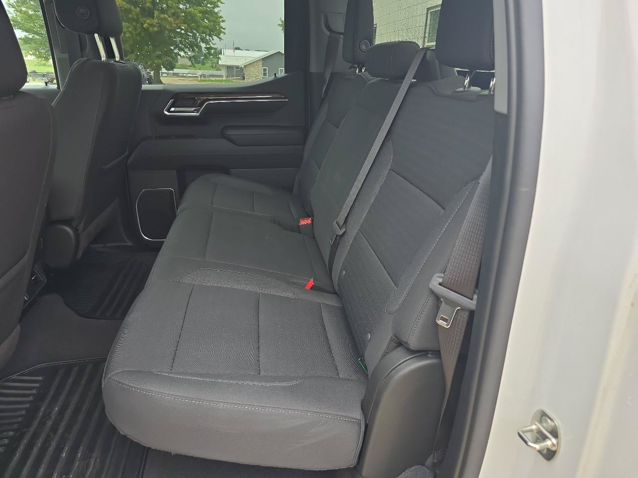 Used 2023 Chevrolet Silverado 1500 LT AWD/4WD image 12