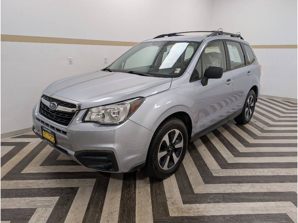 Used 2017 Subaru Forester 2.5i w/ Alloy Wheel Package