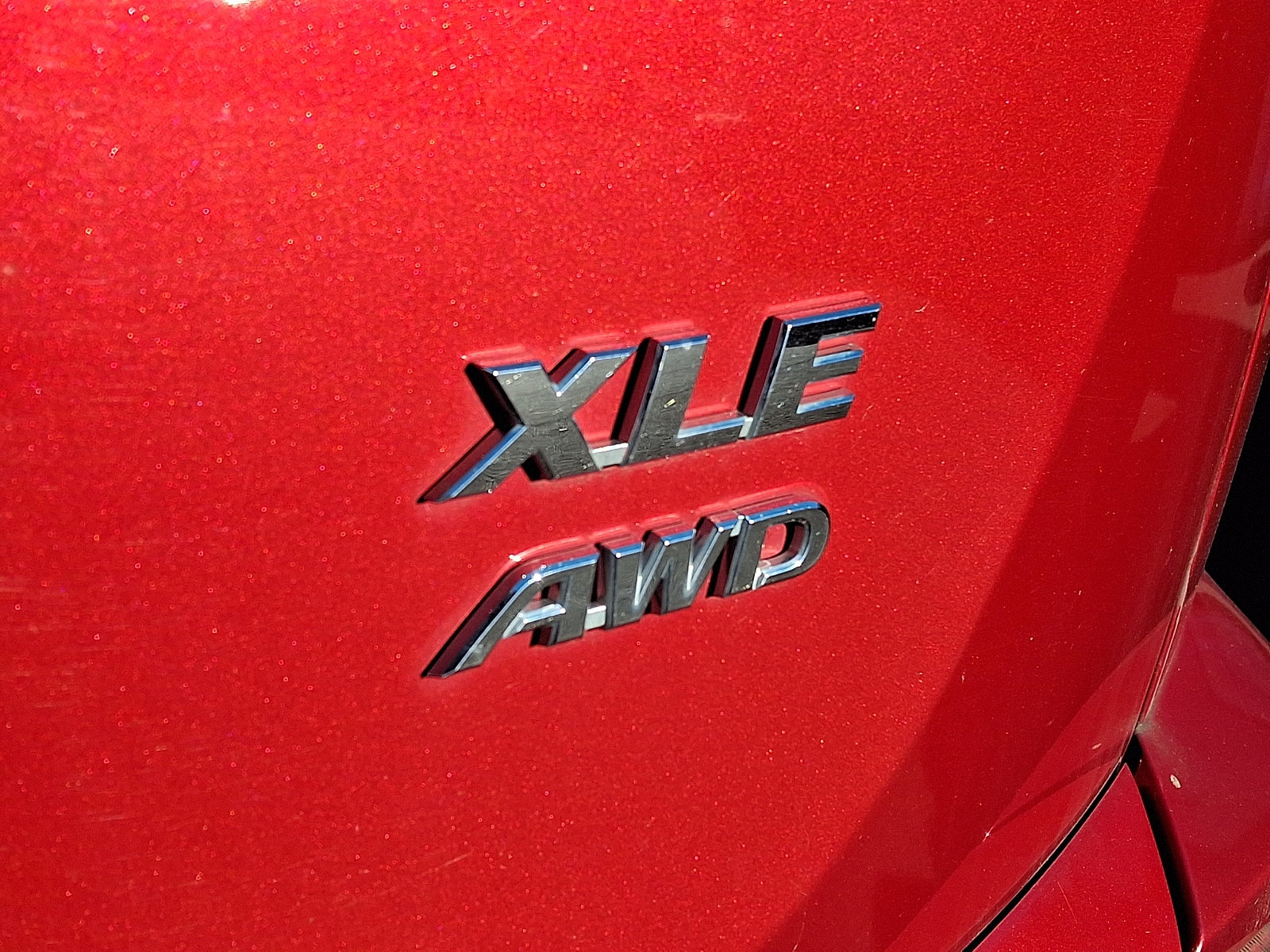Used 2017 Toyota RAV4 XLE AWD/4WD image 10