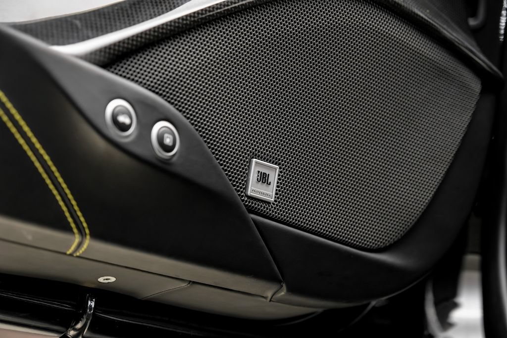 Used 2018 Ferrari 488 Spider RWD image 45