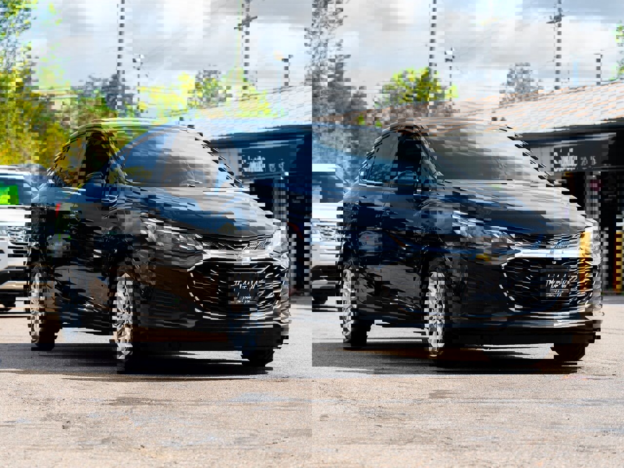 Used 2019 Chevrolet Cruze LT image 3