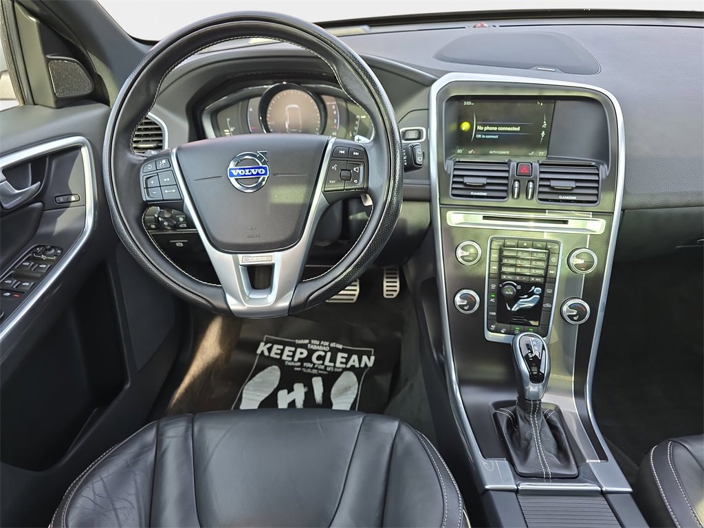 Used 2017 Volvo XC60 T6 R-Design w/ Climate Package image 20
